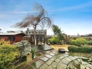 Photo 12- click for photo gallery